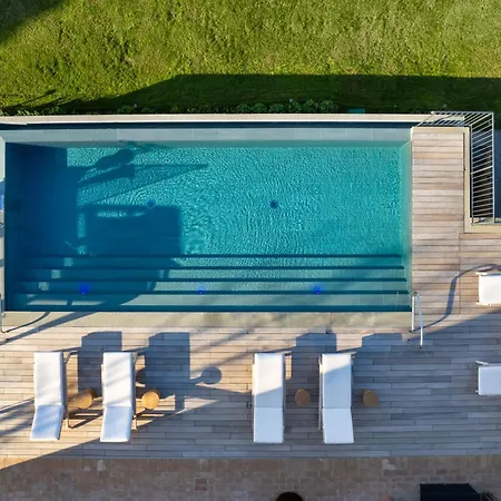 Petriolo - Small Luxury Of The World 4* Черрето-Гвиди