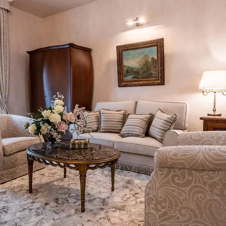 Petriolo - Small Luxury Of The World Курортный комплекс Черрето-Гвиди