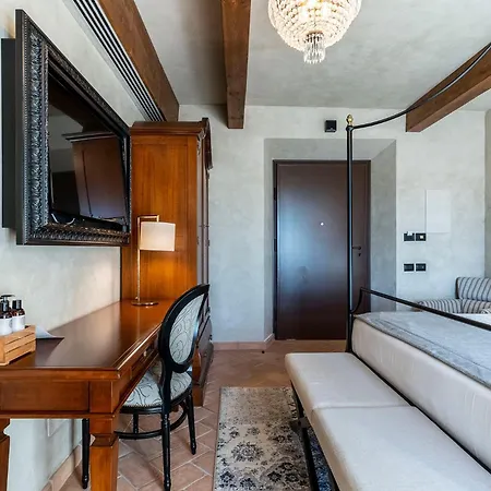 Petriolo - Small Luxury Of The World 4*